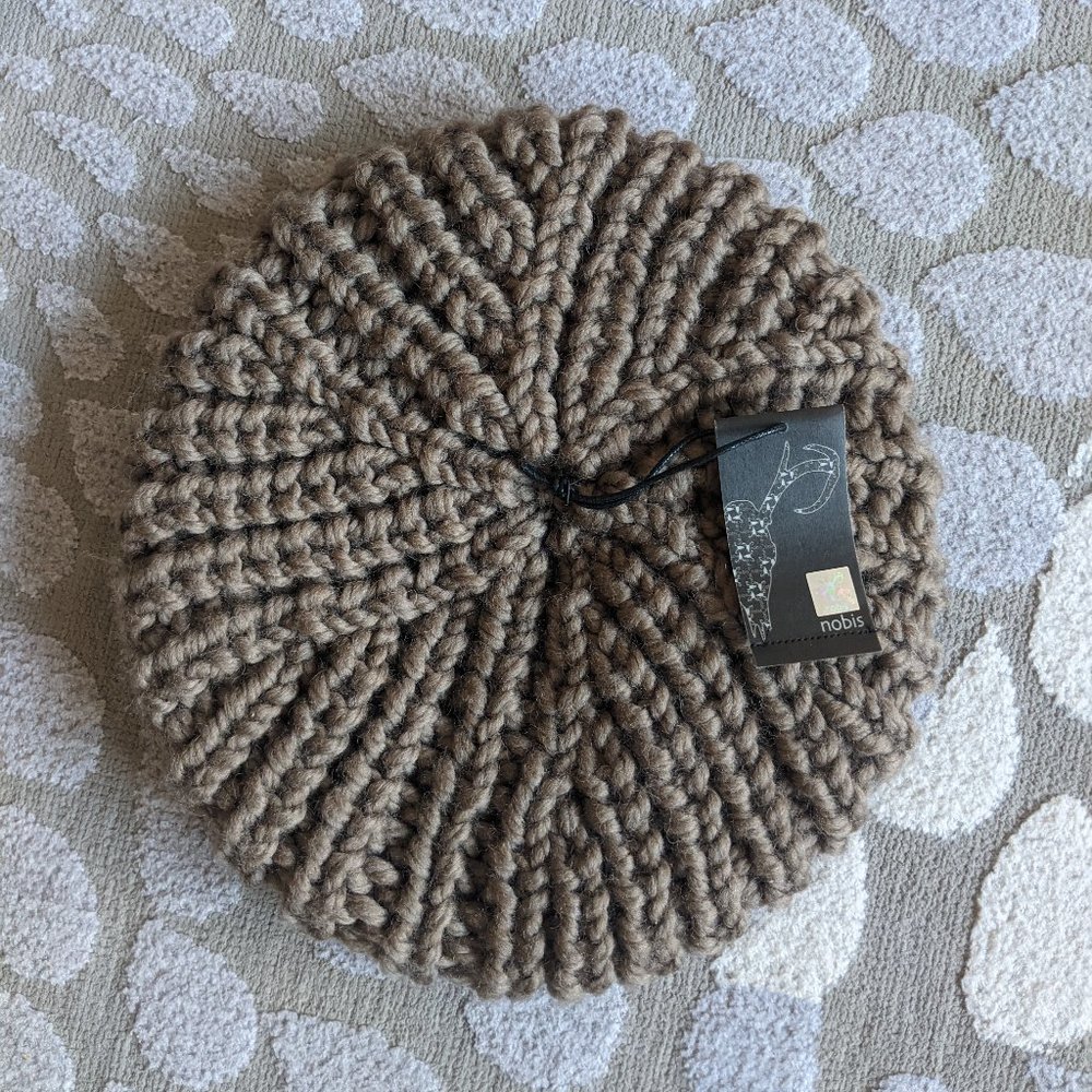 Nobis Women's Wool Knit Beret in Fossil